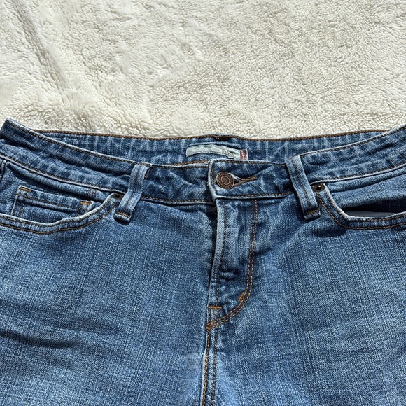 Levi’s 545 Bermuda Denim Shorts | Size 8 | Cutoff Jean Summer Essential - Picture 3 of 8